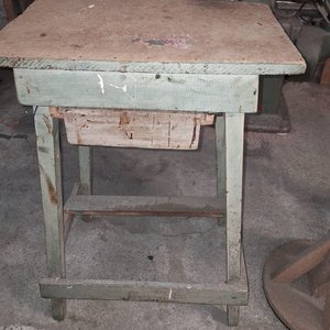 Lote de 3 Mesas de Trabajo de Madera - imagen 4