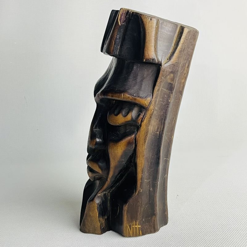 Tallado en madera maciza de un rostro - imagen 3