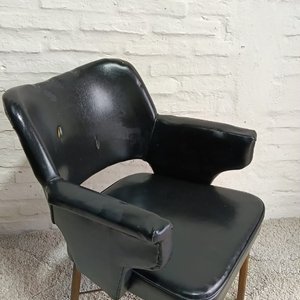 Silla de Escritorio Negra de Cuero con Detalles - imagen 4