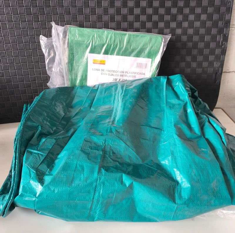 Par de Lonas de Protección Plastificadas Goldex 3x4m y 4x4.60m