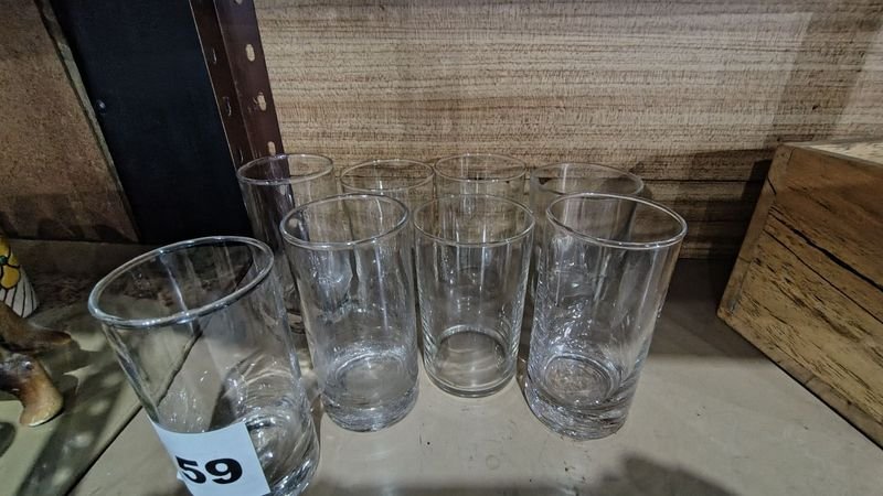 Vasos de cristal en buen estado - imagen 2