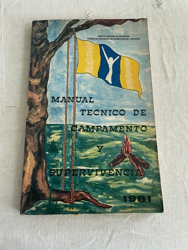 Manual Técnico de Campamento y Supervivencia 1981