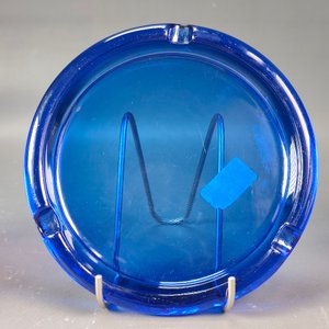 Dos Ceniceros Vintage: Vidrio Azul Francés y Cristal Tintado - imagen 3