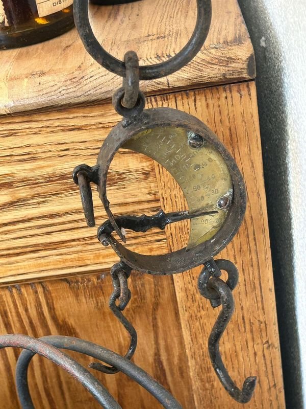 Colección de accesorios antiguos en metal - imagen 4