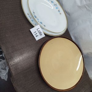 Lote de Cuatro Platos Grandes: Opalina, Refractario y Vidrio - imagen 2
