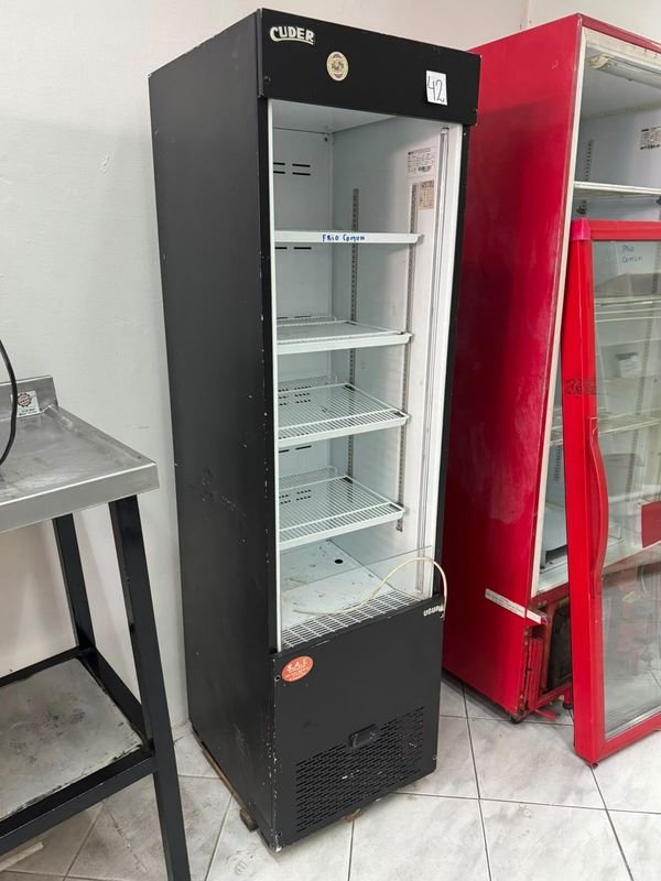 Heladera Vitrina Vertical Cuder Negra 50x45x1.80m