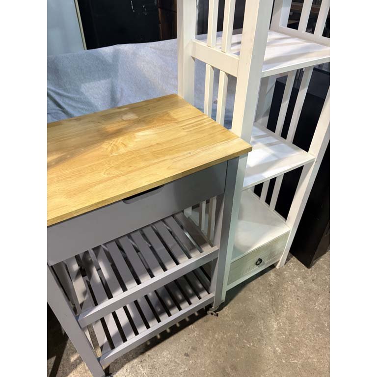 Mesita auxiliar con ruedas y estantería de madera - imagen 2