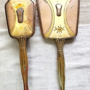 Lote anterior: Juego de Tocador Vintage con Espejo y Cepillo Metálicos