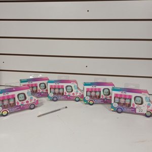 Set de Gomas de Borrar Camión de Helados "Make It Real" - imagen 3