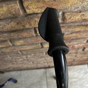 Andador Ortopédico Plegable con Asiento y Ruedas Grandes - imagen 4
