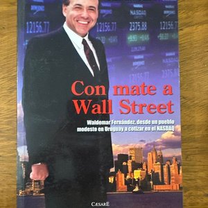 Lote anterior: Libro "Con mate a Wall Street" de Álvaro Alfonso