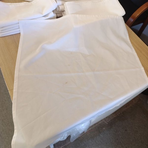 Servilletas de tela en blanco con diseños coloridos - imagen 3