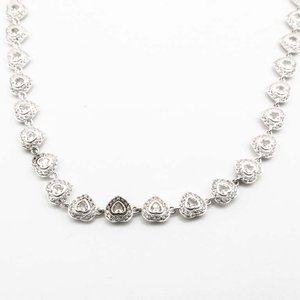 Lote anterior: Gargantilla de Plata con Corazones y Piedras Brillantes