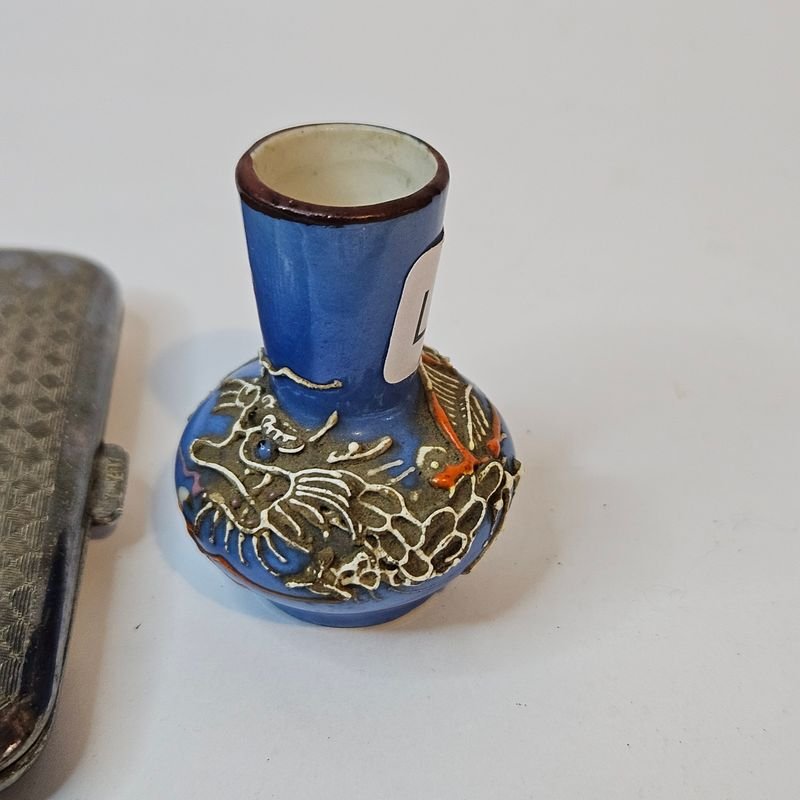 Cigarrera y jarrón miniatura japonesa - imagen 2