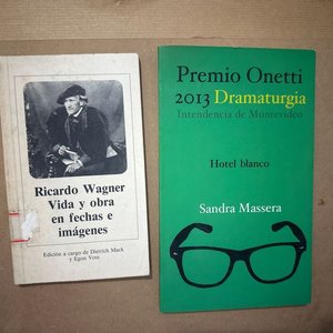 Lote siguiente: Libros: Ricardo Wagner Vida y Obra y Premio Onetti 2013 Dramaturgia