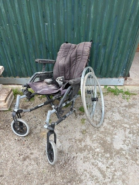Silla de Ruedas para Reparar