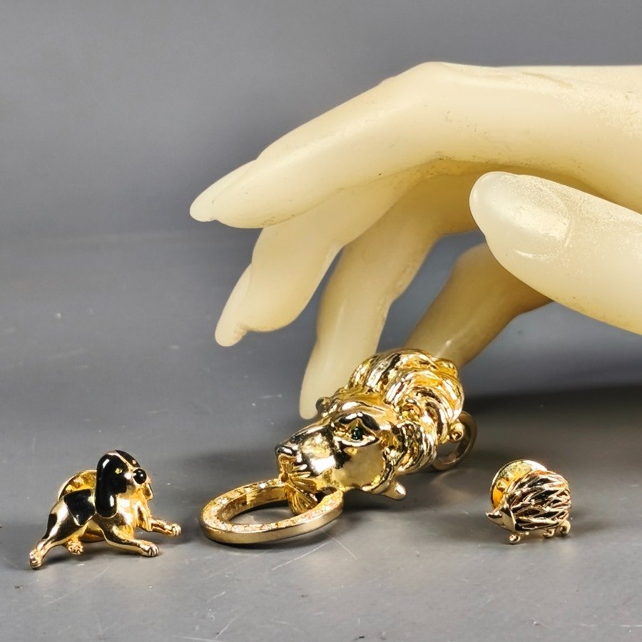 Item 16472 - Image 2