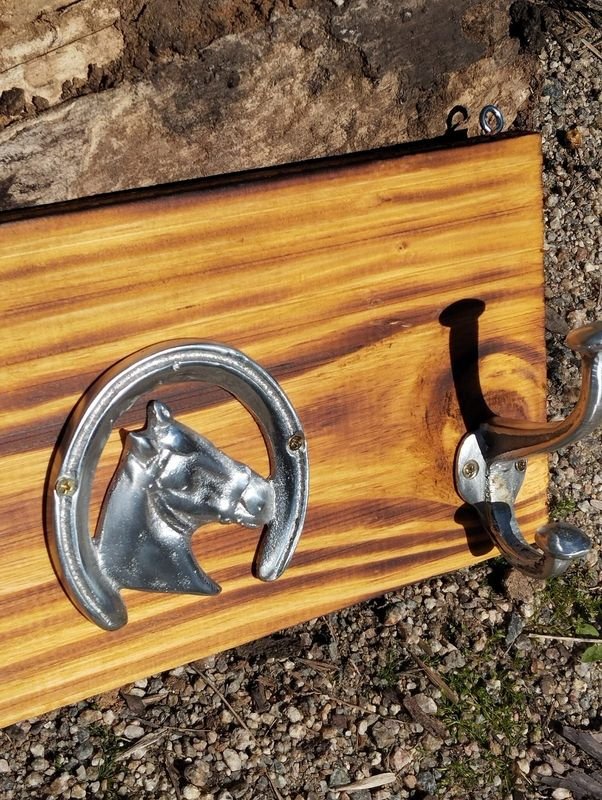 Perchero de madera y aluminio - Un artículo único y decorativo - imagen 3