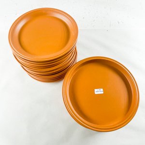 Dieciocho Platos Llanos de Cerámica Color Terracota - imagen 2