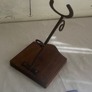 Botellero de Hierro y Madera con Diseño de Herradura - imagen 4