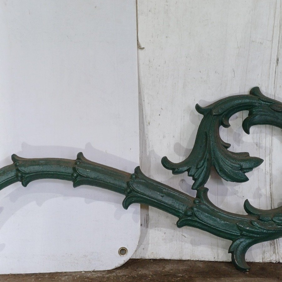 Brazo de farol antiguo en hierro fundido - imagen 6