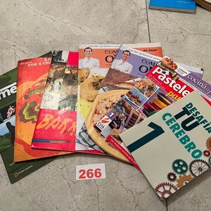 Lote de 7 Libros Variados: Cocina, Inglés, Pasatiempos y Arte Uruguayo - imagen 2