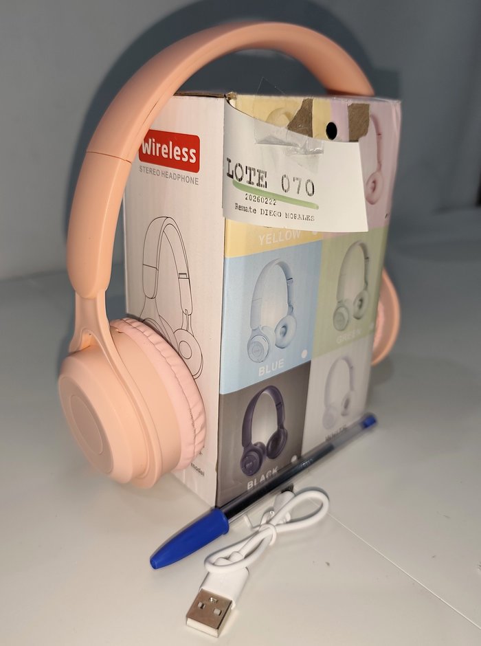 Lote siguiente: Auriculares Vincha Recargables BT Plegables Color Rosado