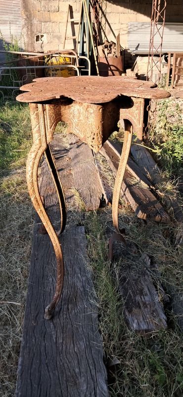 Item 880802 - Image 1