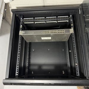 Gabinete de Red Destec con Patch Panel y Switch de 24 Puertos - imagen 2