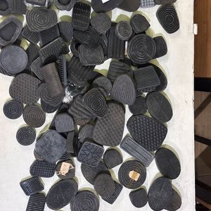 Lote de Gomas para Pedales de Vehículos - imagen 3