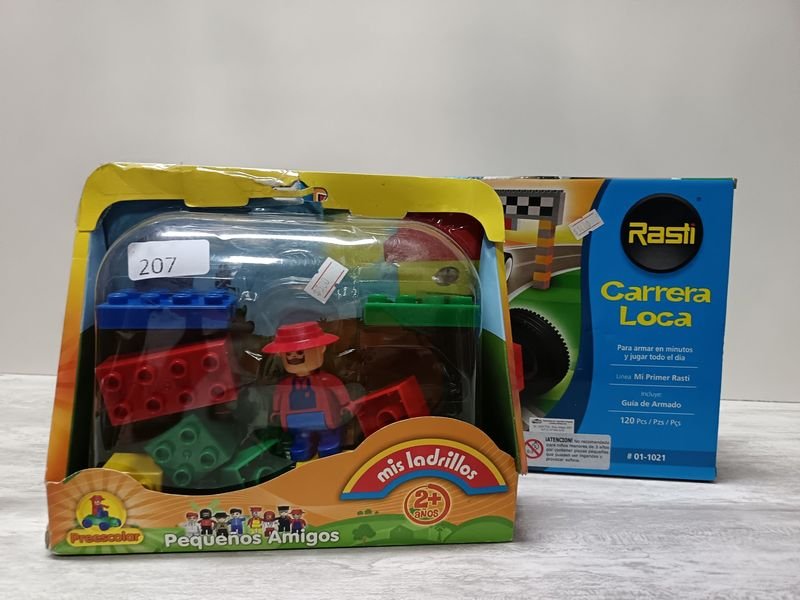 Lote anterior: Juguetes para niños: Lote x 2 juegos de bloques Rasti Carrera Loca