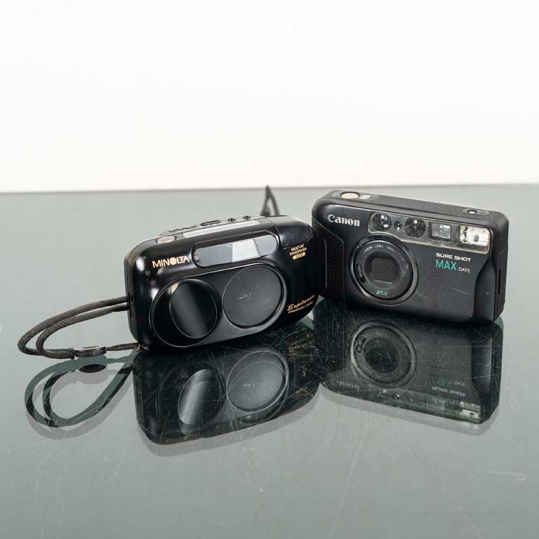 Dos cámaras analógicas Minolta y Canon para la venta