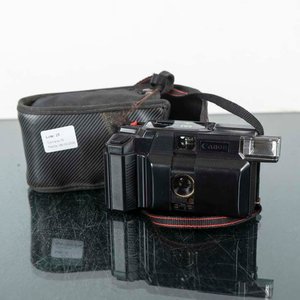 Lote anterior: Cámara Fotográfica Canon Automática con Flash y Estuche