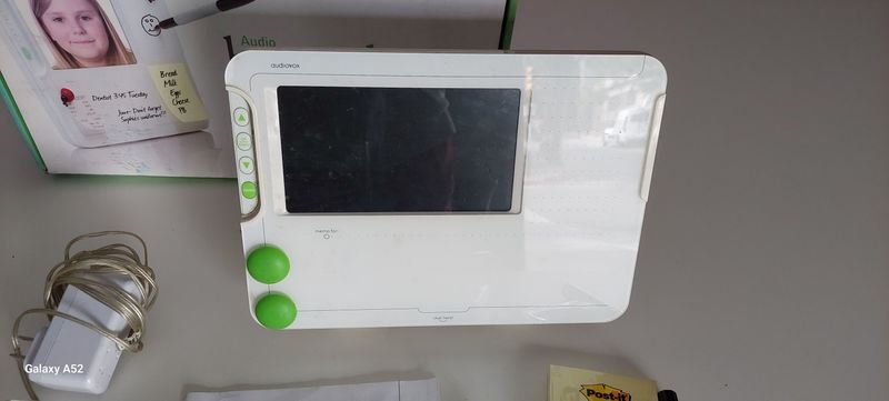 Juego para niño tipo tablet con características educativas - imagen 3