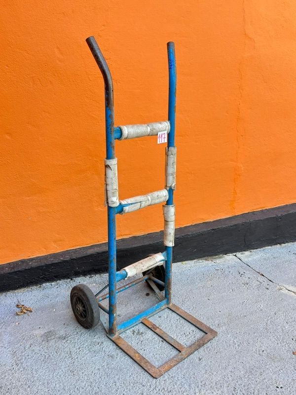 Lote anterior: Carro transportador de caño para muebles y objetos