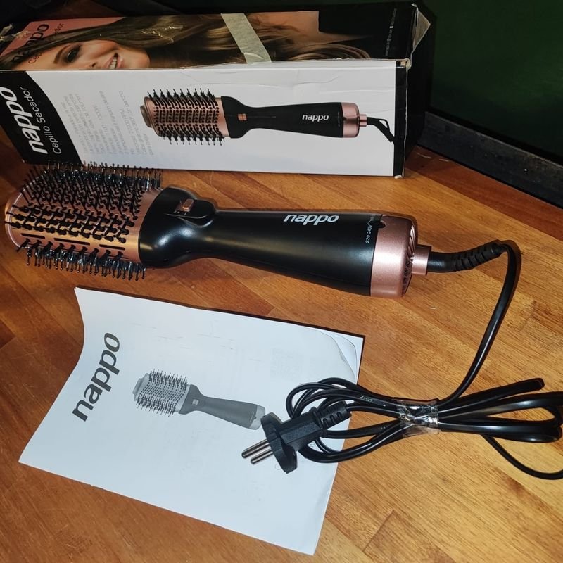 Cepillo de pelo y ventilador de escritorio, funciona - imagen 2