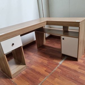 Escritorio Moderno en L con Cajón y Puertas - Diseño Funcional - imagen 4