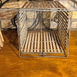 Porta Lámpara Colgante de Madera y Metal con Detalles - imagen 3