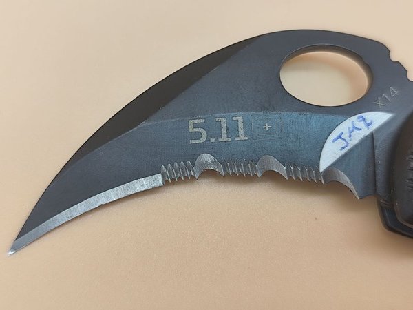 Navaja Karambit Plegable Tarani Slingshot - imagen 4