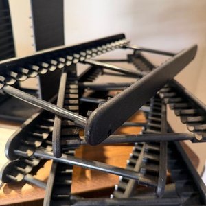 Selección de CDs de Música Variada con Estuche y Soportes - imagen 8