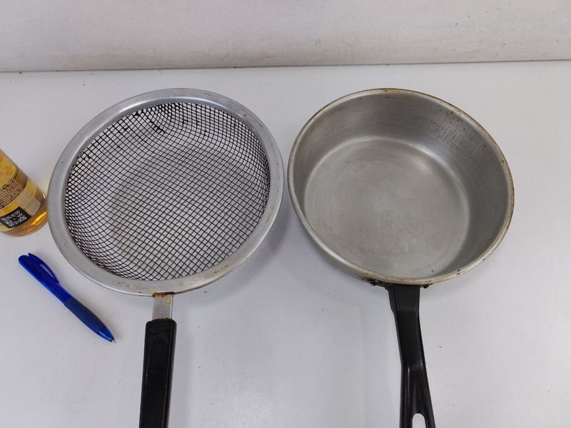 Sarten y cesto colador para frituras en buen estado - imagen 4