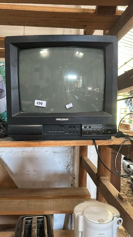 Antigua Televisión de Precisión en Venta - imagen 2