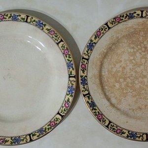 Dos Platillos de Postre de Porcelana Inglesa Wedgwood - imagen 1