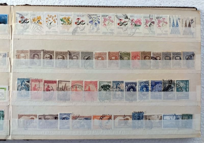 Colección de Sellos Postales Internacionales - imagen 7