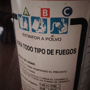Extintor a Polvo Marca UNIT, Capacidad Nominal 4 kg - imagen 2