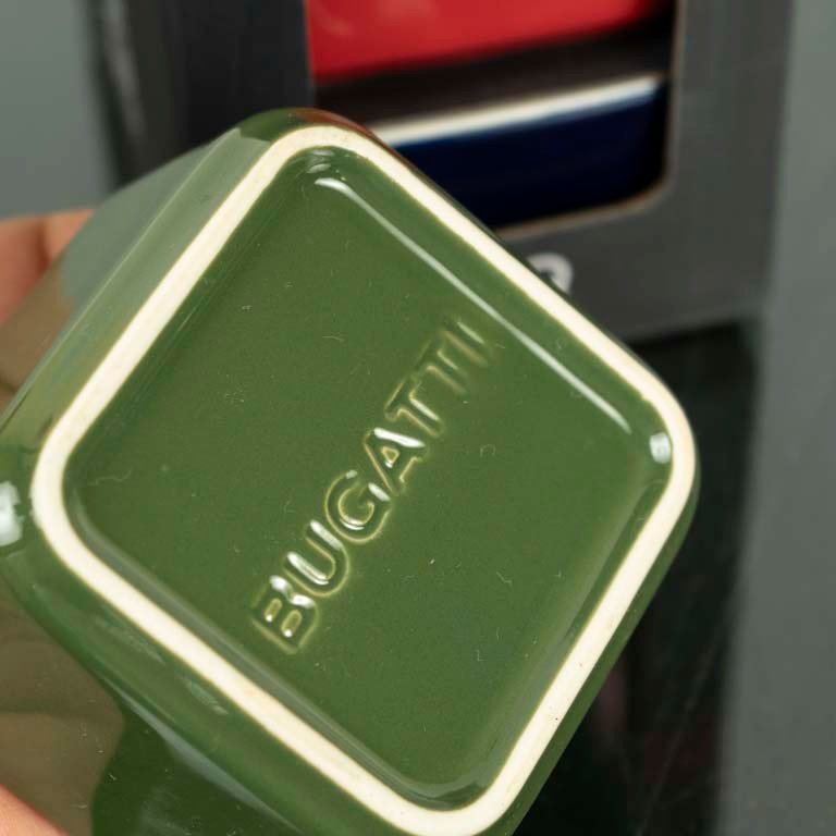 Item 2103945 - Image 1