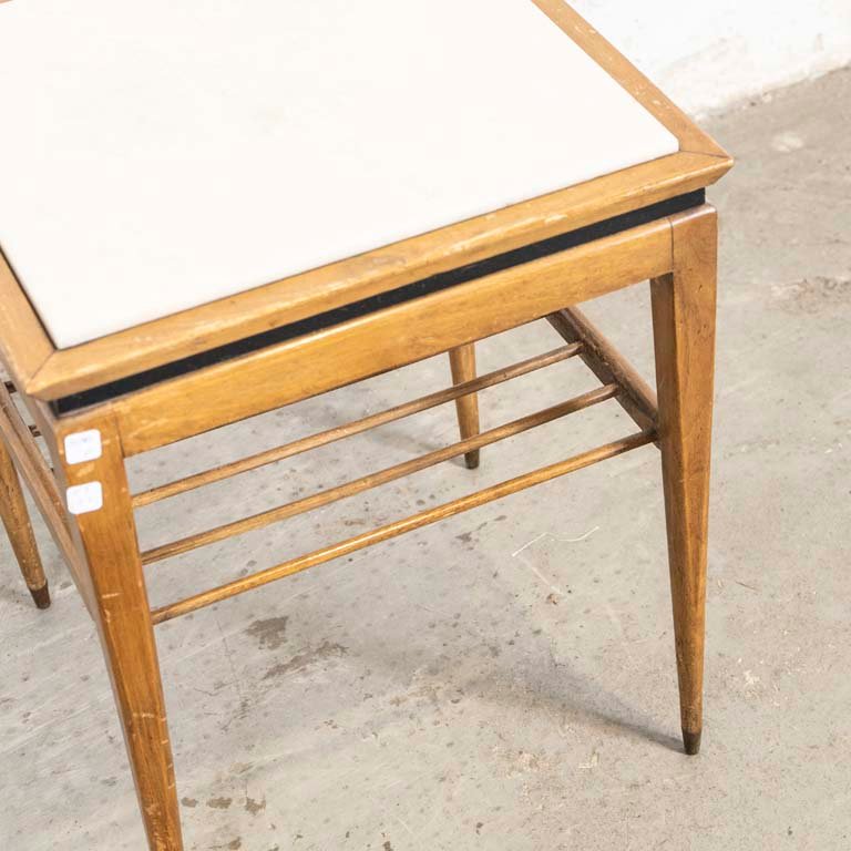 Mesa de living americana con tapa de mármol y estante - imagen 3