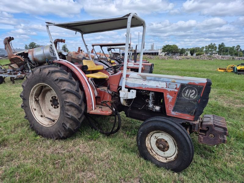 Lote siguiente: Tractor Fiat Agri en Venta en Estado de Reparación