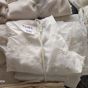 Lote anterior: Lote de Tul Blanco Bordado para Manualidades o Decoración