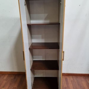 Mueble Alto con Puertas y Estantes Interiores, Diseño Veteado Castaño - imagen 2